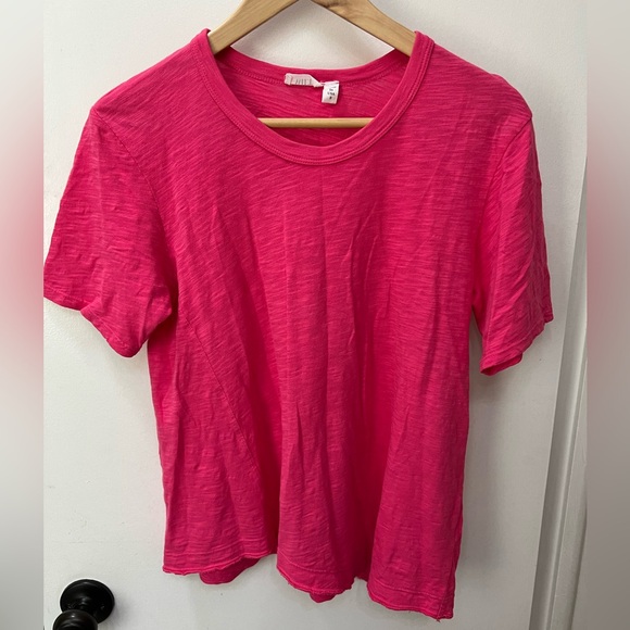 Wilt bright pink crew neck short sleeve t-shirt size small. - Picture 1 of 2
